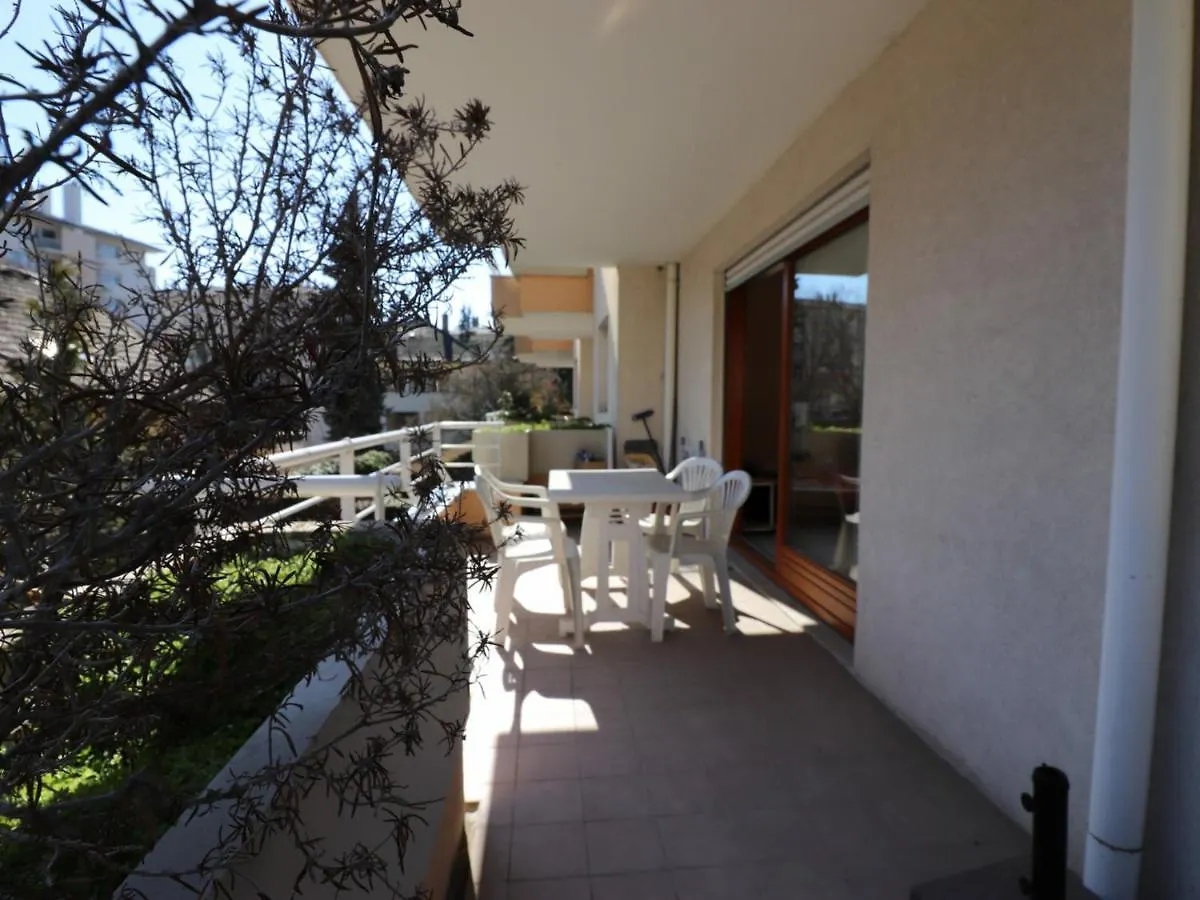 Agreable 2 Pieces Avec Terrasse, Parking, Proche Lac Et Commerces A Annecy - Fr-1-432-6 Apartment