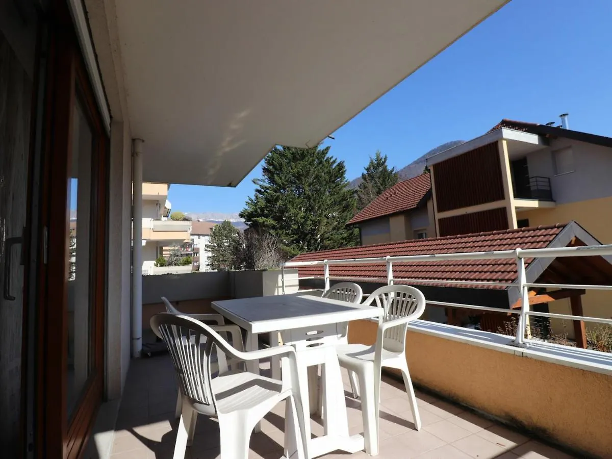 Agreable 2 Pieces Avec Terrasse, Parking, Proche Lac Et Commerces A Annecy - Fr-1-432-6 France