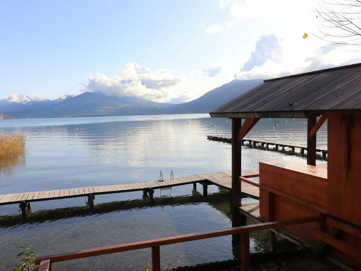 Agreable 2 Pieces Avec Terrasse, Parking, Proche Lac Et Commerces A Annecy - Fr-1-432-6